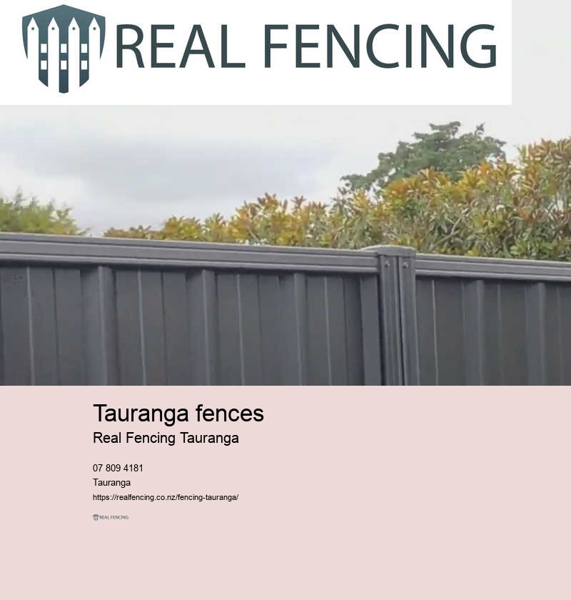 Aluminum metal fencing